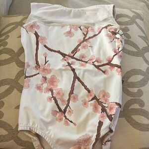Floral Print Lucky Leo ballet leotard perfect condition never worn